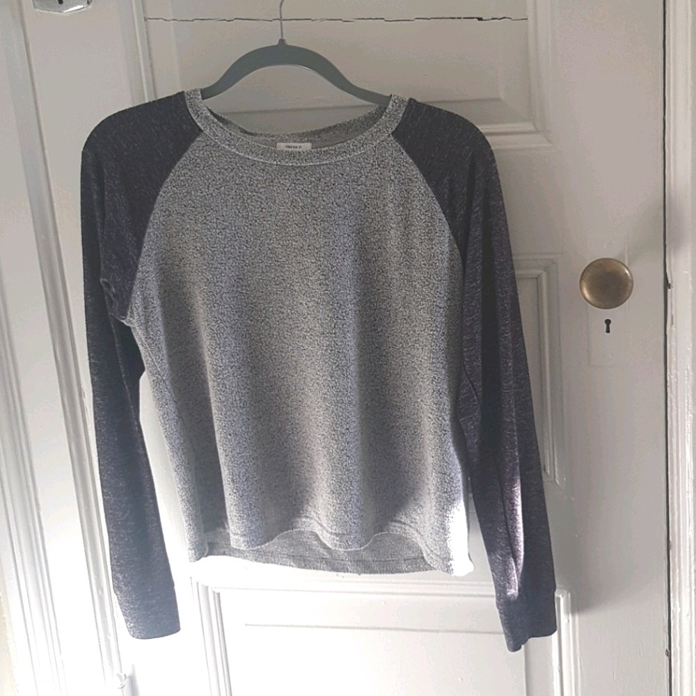 Forever 21 Grey Shirt